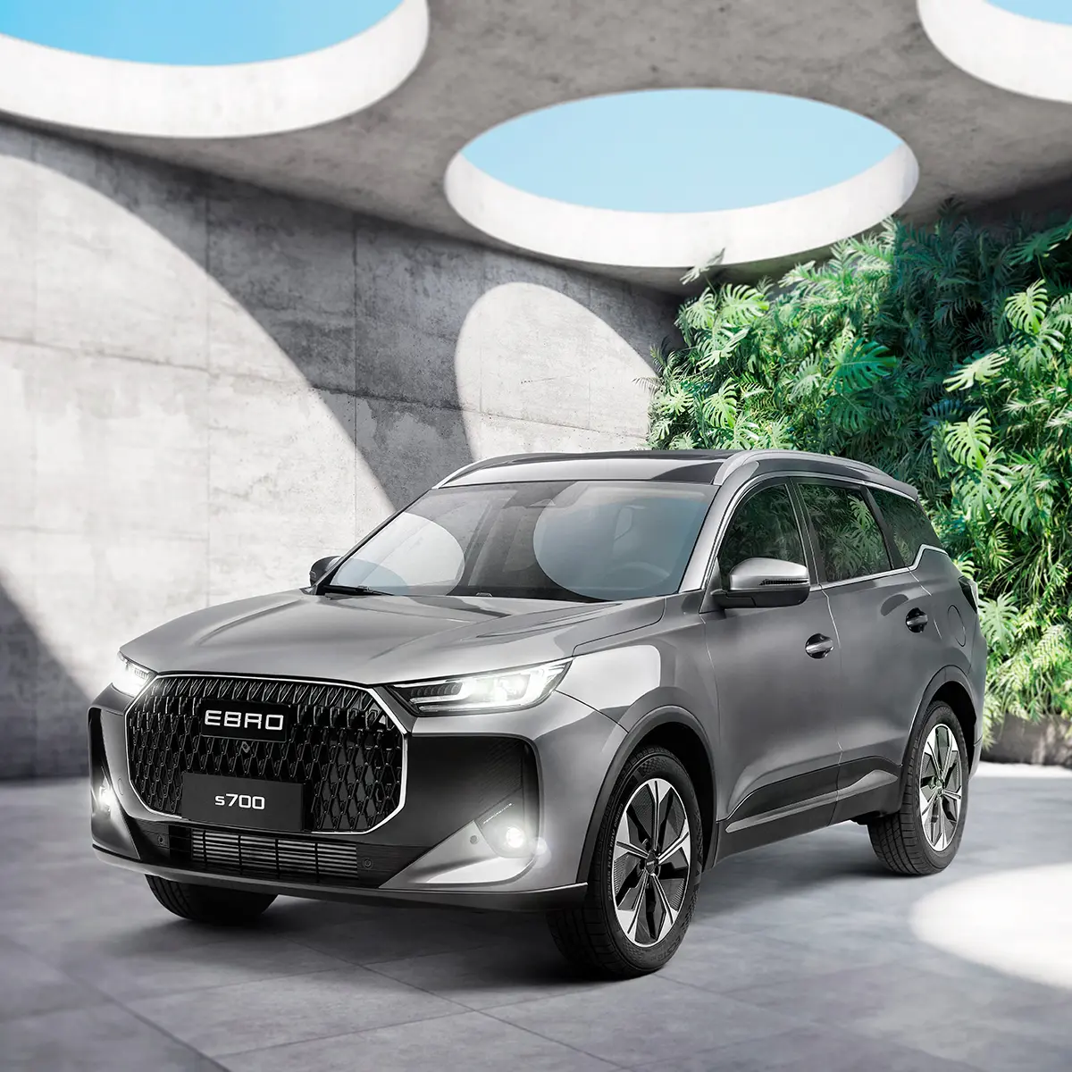 SUV gris fotografiado en un entorno arquitectónico de hormigón · Fotografía de producto, TimeLäB Studio Barcelona
