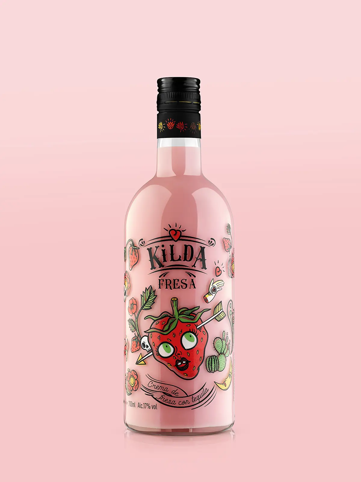 Botella de licor rosa con etiqueta floral sobre fondo rosa · Fotografía de producto, TimeLäB Studio Barcelona